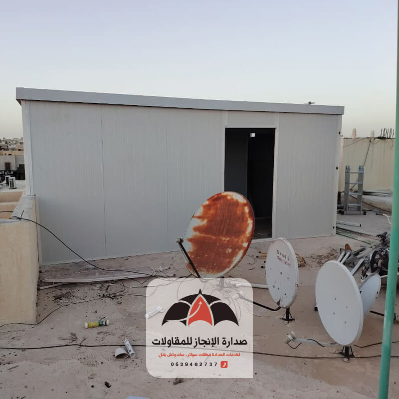 ملاحق وغرف ساندوتش بانل
